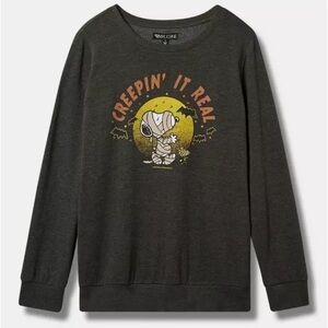 NWT Torrid Plus Size 00 Peanuts Snoopy Cozy Fleece Creepinโ It Real Sweatshirt